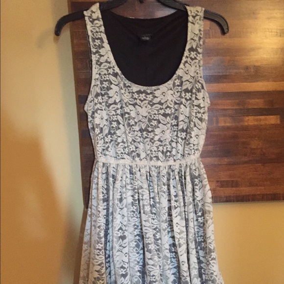 Lace bubble skirt dress