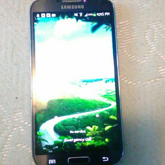 Samsung galaxy s4 unlocked - Picture 1 of 3