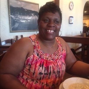 Meet your Posher, Evelyn