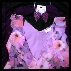 Sleeveless dressy shirt with matching scarf