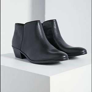Sam Edelman Black Leather 'Petty' Chelsea Booties