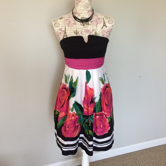 City Studio strapless floral dress Sz 1 Summer!