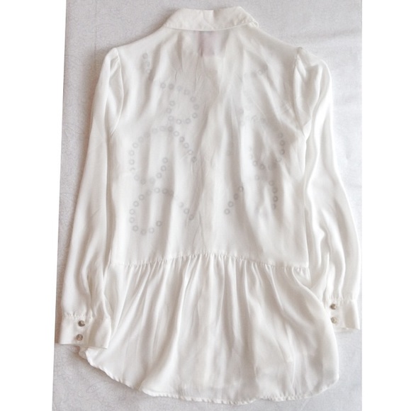 V Christina White Blouse - Picture 2 of 3