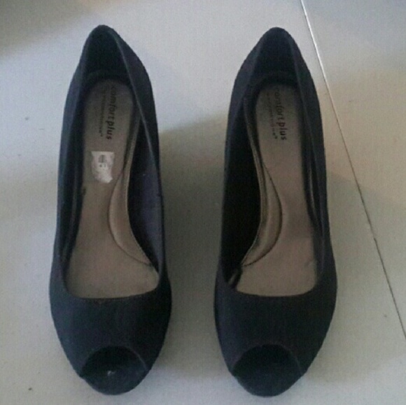 Peep tow wedge heels