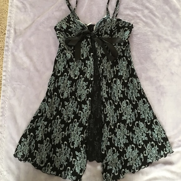 Victoria's Secret baby doll chemise