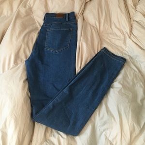 BDG Super High Rise Twig Jeans 30x33 Long