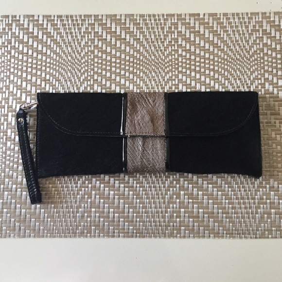 Cowhide/snakeskin clutch