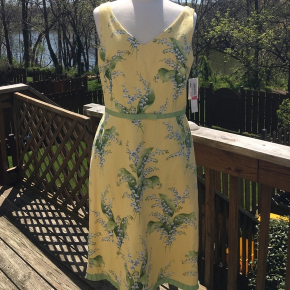 Maggie London 14 yellow floral feminine dress NWT