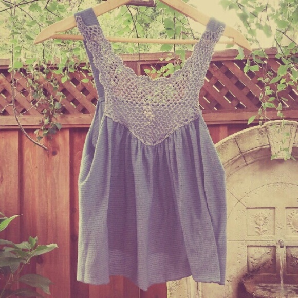 Sparkle and Fade Swing Tank Top - Picture 3 of 4