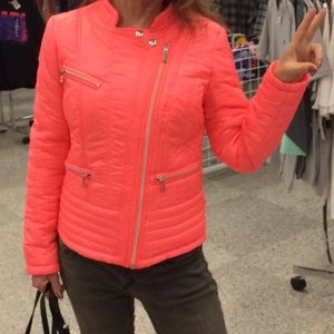 Meet your Posher, Janey