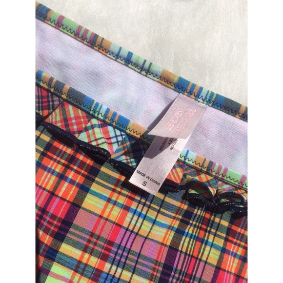 •Victoria's Secret• bikini bottoms - Picture 4 of 4