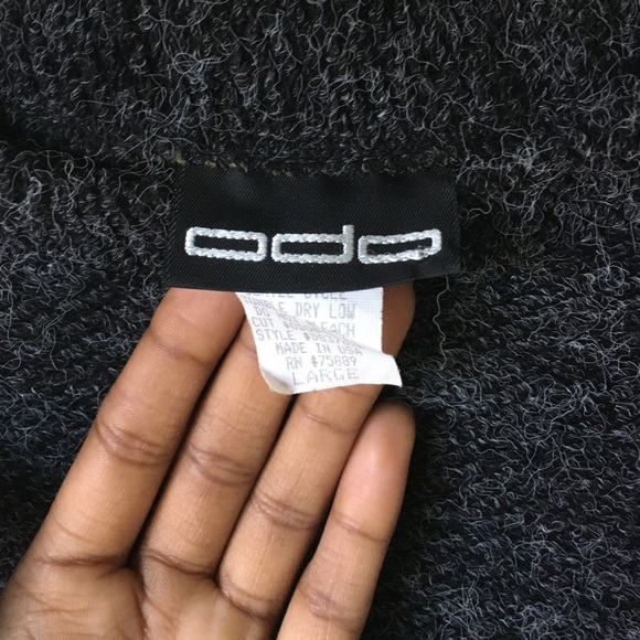 Sweater - Picture 4 of 4