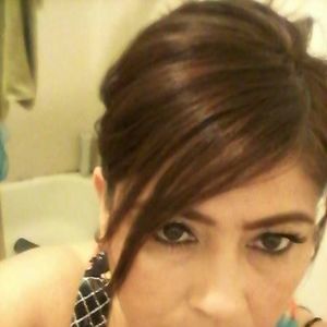 Meet your Posher, Imelda