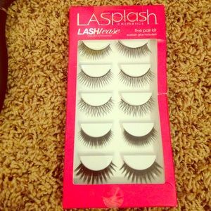 New false lashes