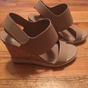 Shoes | Cute Nude Wedge | Poshmark