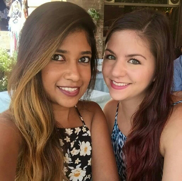 Meet your Posher, Meghan - Picture 2 of 4