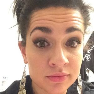 Meet your Posher, Kelli