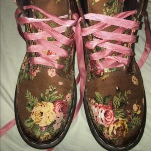 Floral doc marten boots