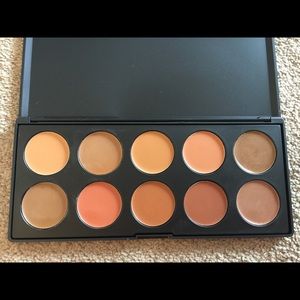 bh Cosmetics Foundation/Concealer Palette!