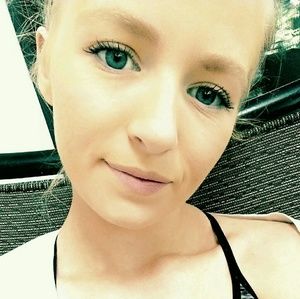 Meet your Posher, Breanna