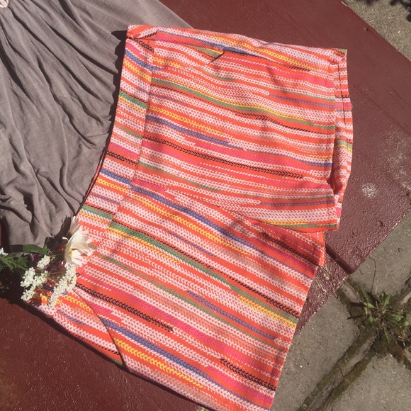 🌈Last chance, moving sale☀️Francesca's shorts L