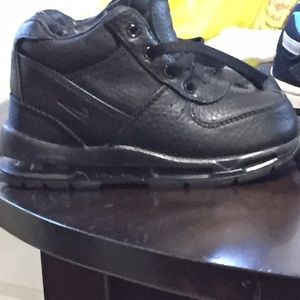 Nike Toddler boys boot