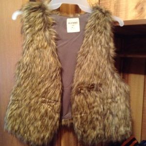 Fur vest