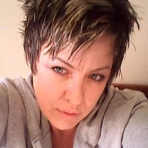 Meet your Posher, Bess