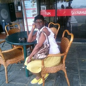 Meet your Posher, Alice