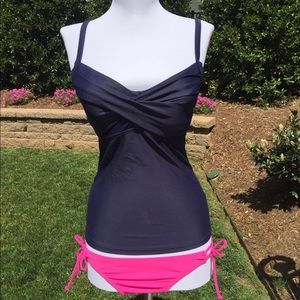 Athleta Tankini 32D/DD