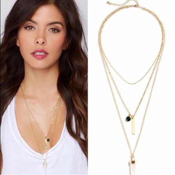 Jewelry - Layer necklace