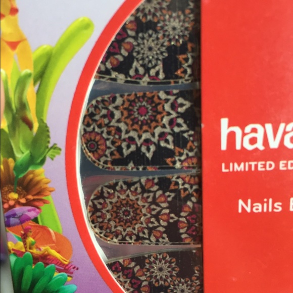 NWT Nail Strips by Incoco! Sold - Picture 2 of 4