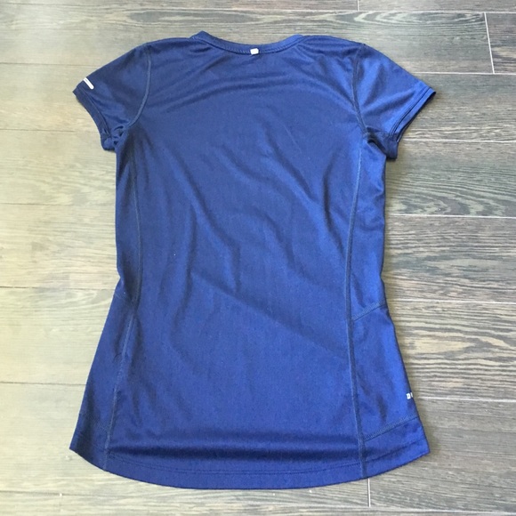 Navy blue Nike running Dri-fit top sz XS - Picture 3 of 3
