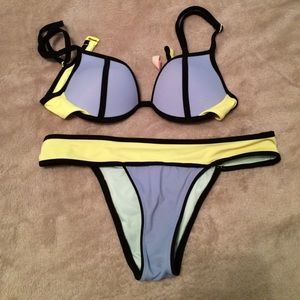VS bikini