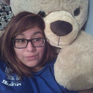 Meet your Posher, Stephanie