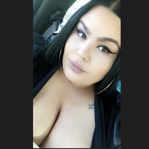 Meet your Posher, Neri