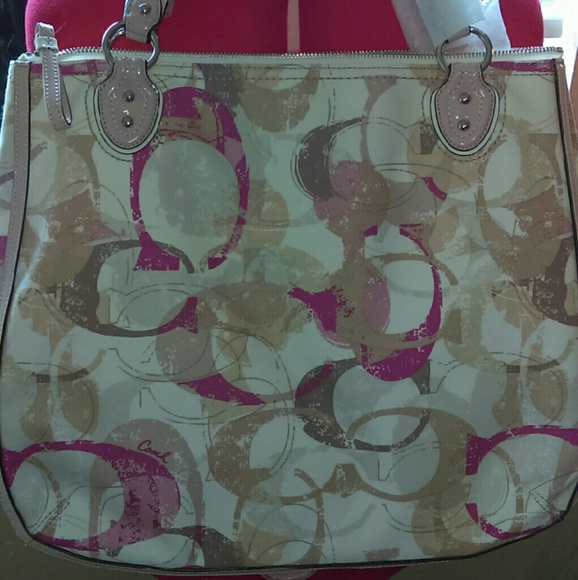 Large Coach Tote (NWT)