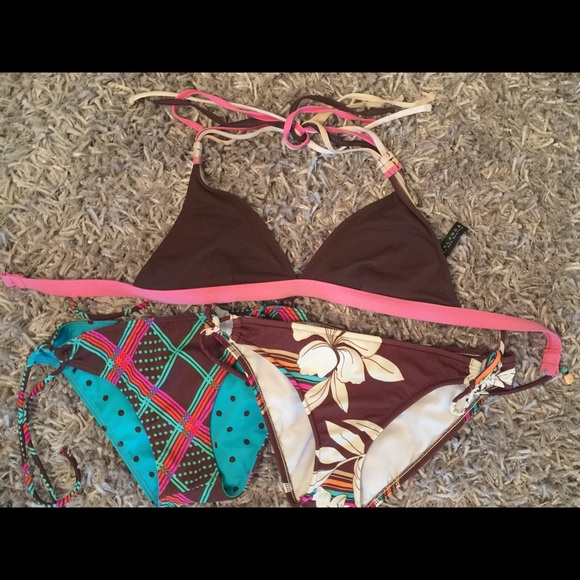 One swim top and Two bottoms.