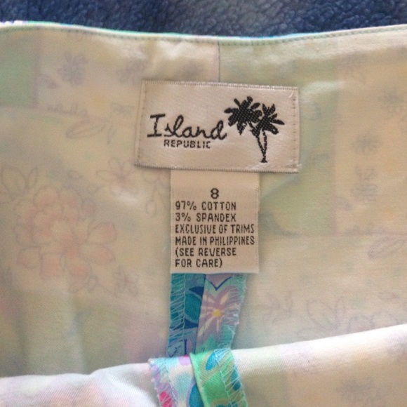 Skort - Picture 2 of 2