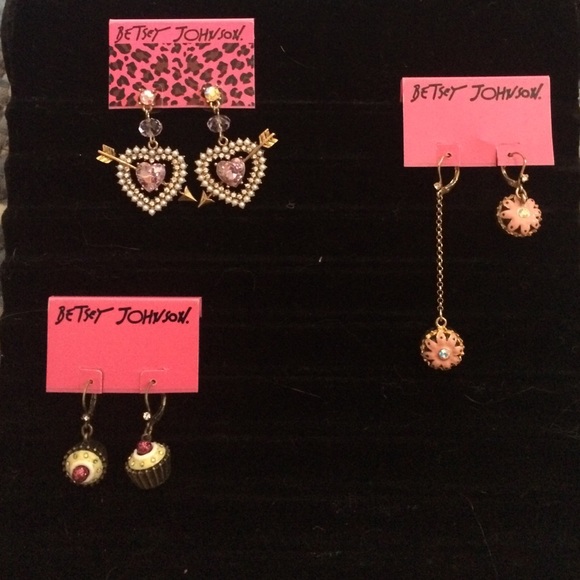 Betsy Johnson earring group