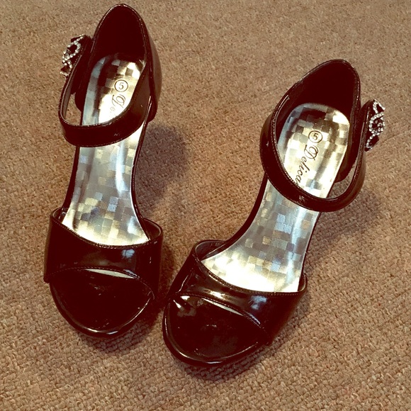 Cute Sparkly Heels✨