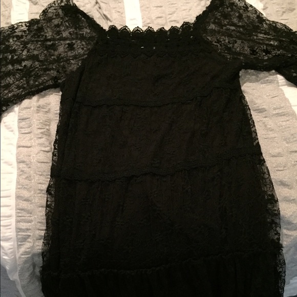 NWT - Picture 1 of 2