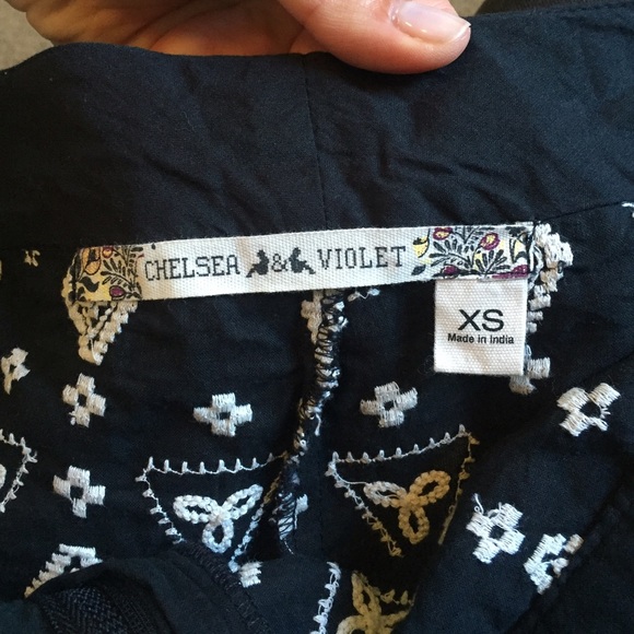 Chelsea & Violet shorts - Picture 4 of 4