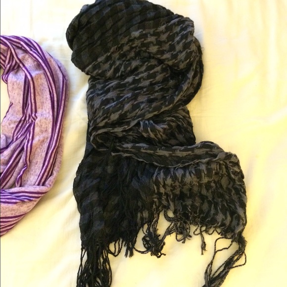 Scarf Bundle - Picture 3 of 4