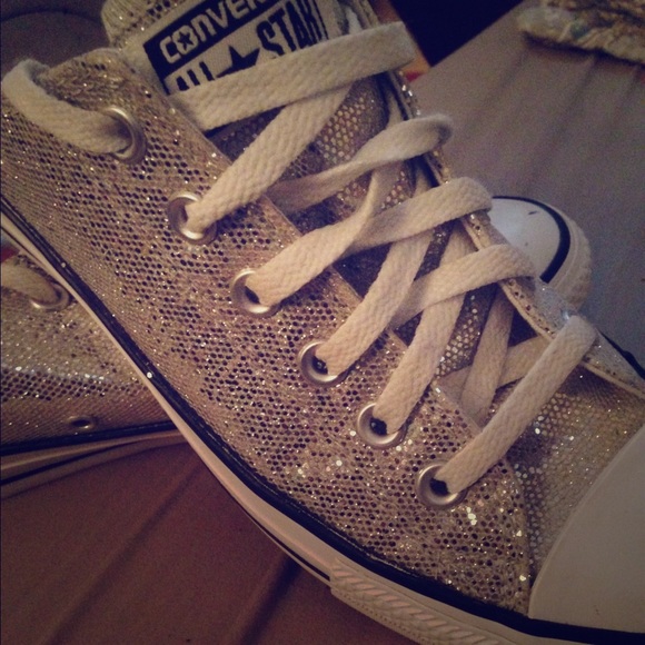 Silver glitter women's converse size 8