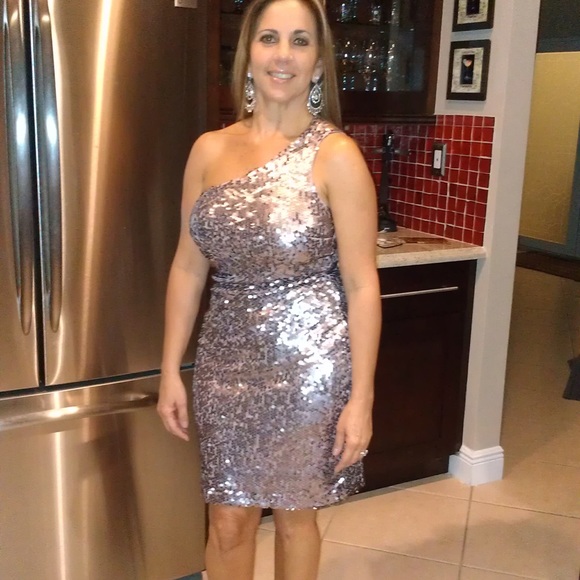 Elegant sequins dress