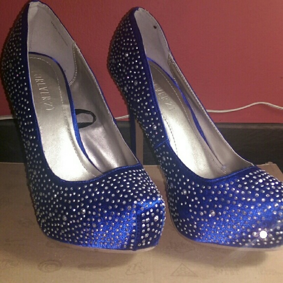Shoes - Picture 3 of 3