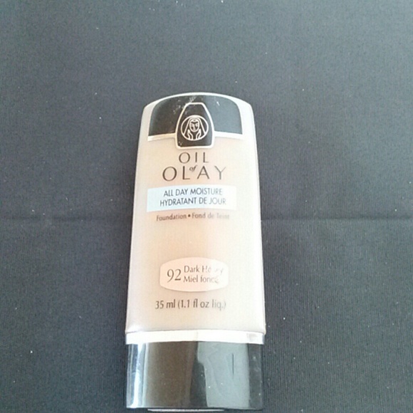 oil of olay foundation makeup