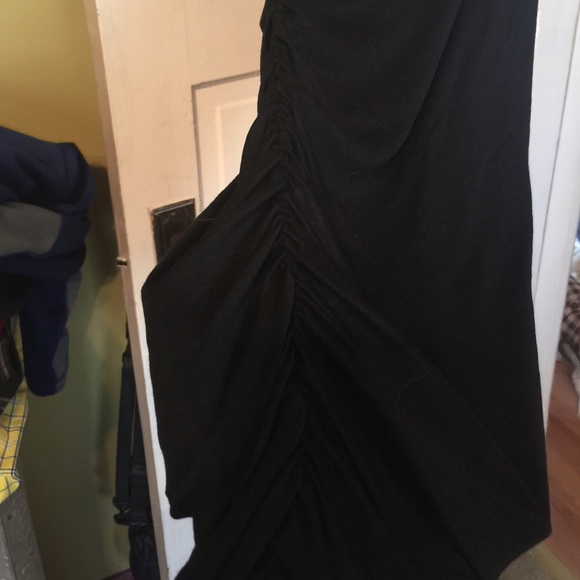 LBD - Picture 2 of 3