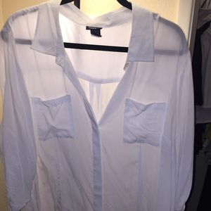 White 3/4 sleeve button up top